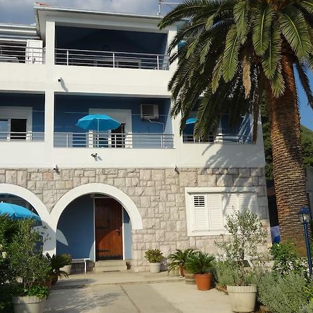 Apartments Odesa Херцег-Нови Экстерьер фото