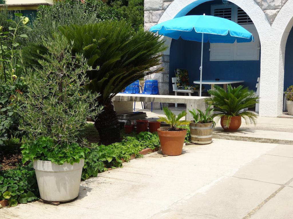 Apartments Odesa Херцег-Нови Экстерьер фото